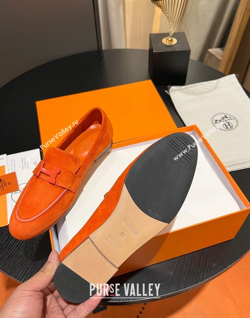 Hermes Paris loafer in suede goatskin Orange with tone-on-tone signature H detail (modeng-23121127)