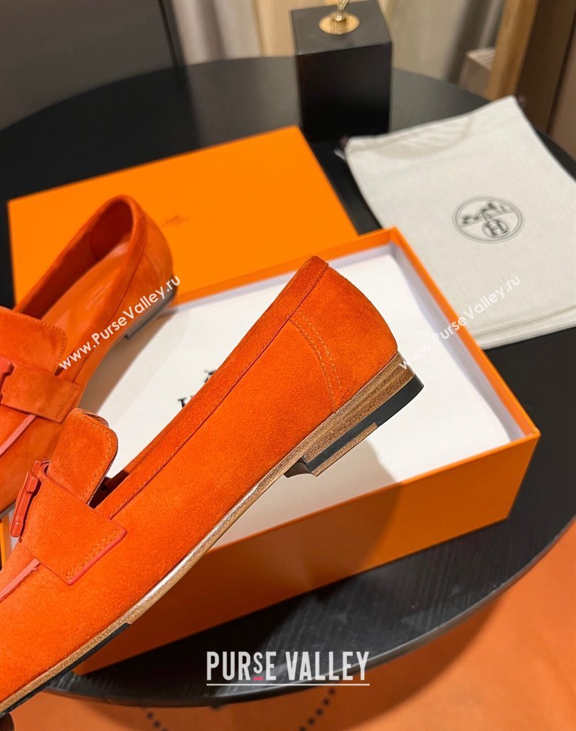 Hermes Paris loafer in suede goatskin Orange with tone-on-tone signature H detail (modeng-23121127)