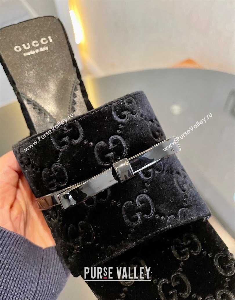 Gucci Heel 7cm GG velvet slide sandals with Patent leather bow detail 764182 Black 2024 (modeng-23120706)