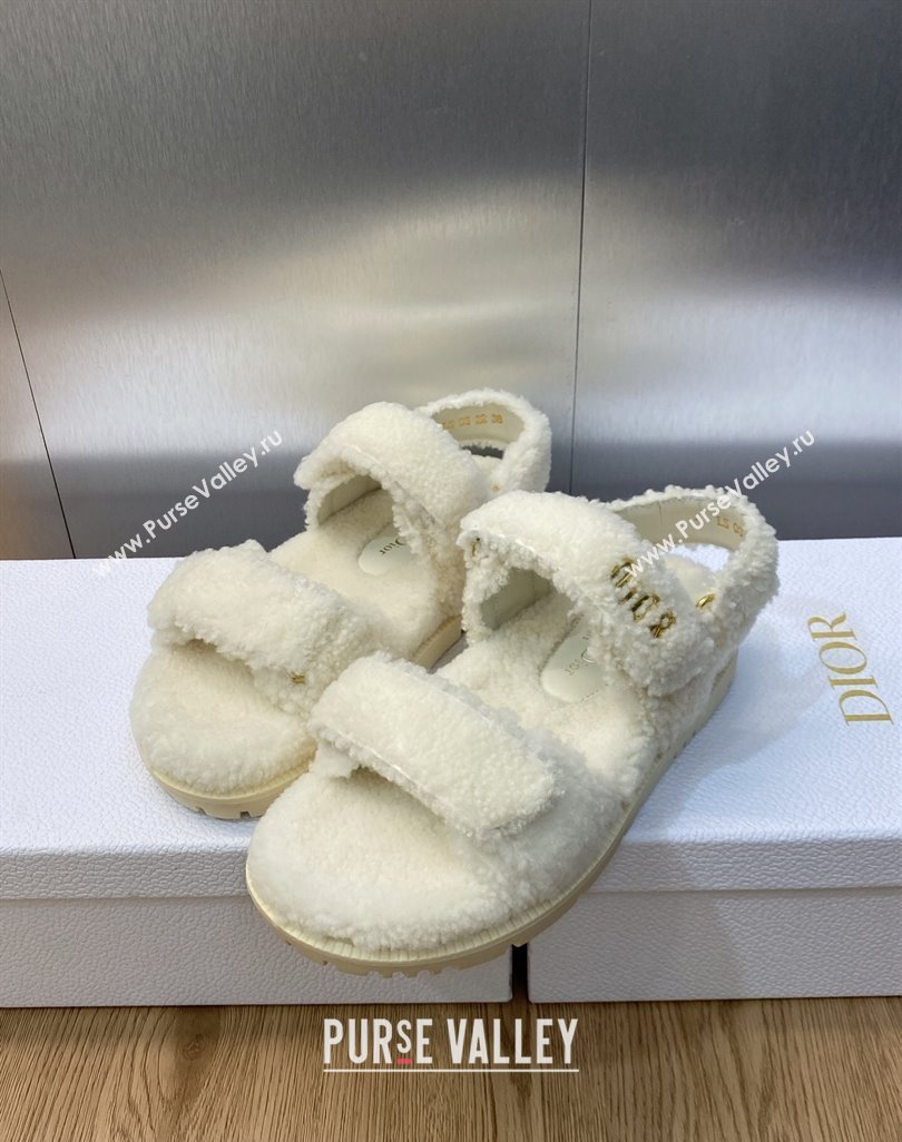 Dior Dioract Sandals in White Shearling 2024 (modeng-23120895)