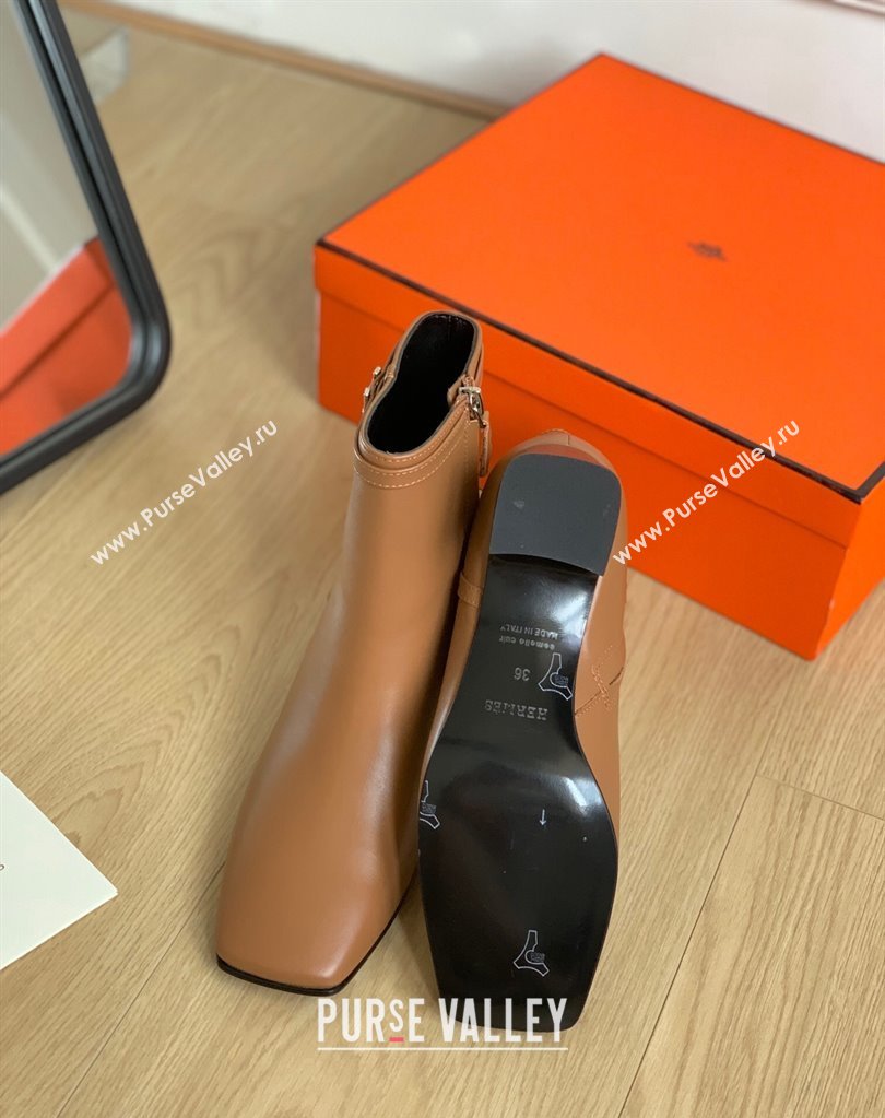 Hermes Hommage ankle boots in calfskin Brown (modeng-23120952)