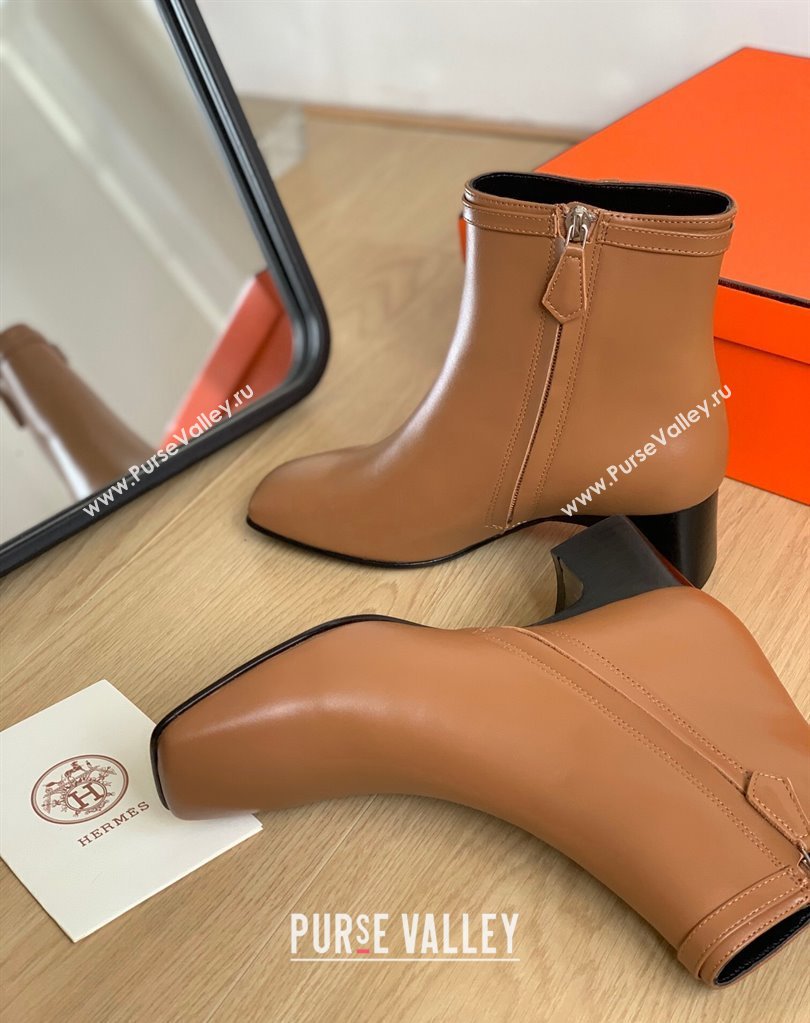 Hermes Hommage ankle boots in calfskin Brown (modeng-23120952)