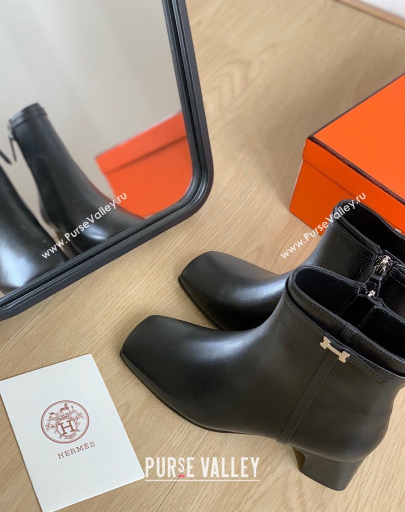 Hermes Hommage ankle boots in calfskin Black (modeng-23120951)