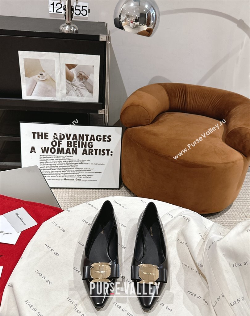 Ferragamo New Vara plate ballet flats in nappa Black 2024 (SS-23121336)