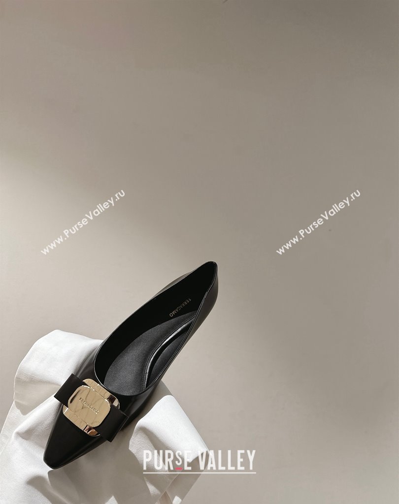 Ferragamo New Vara plate ballet flats in nappa Black 2024 (SS-23121336)