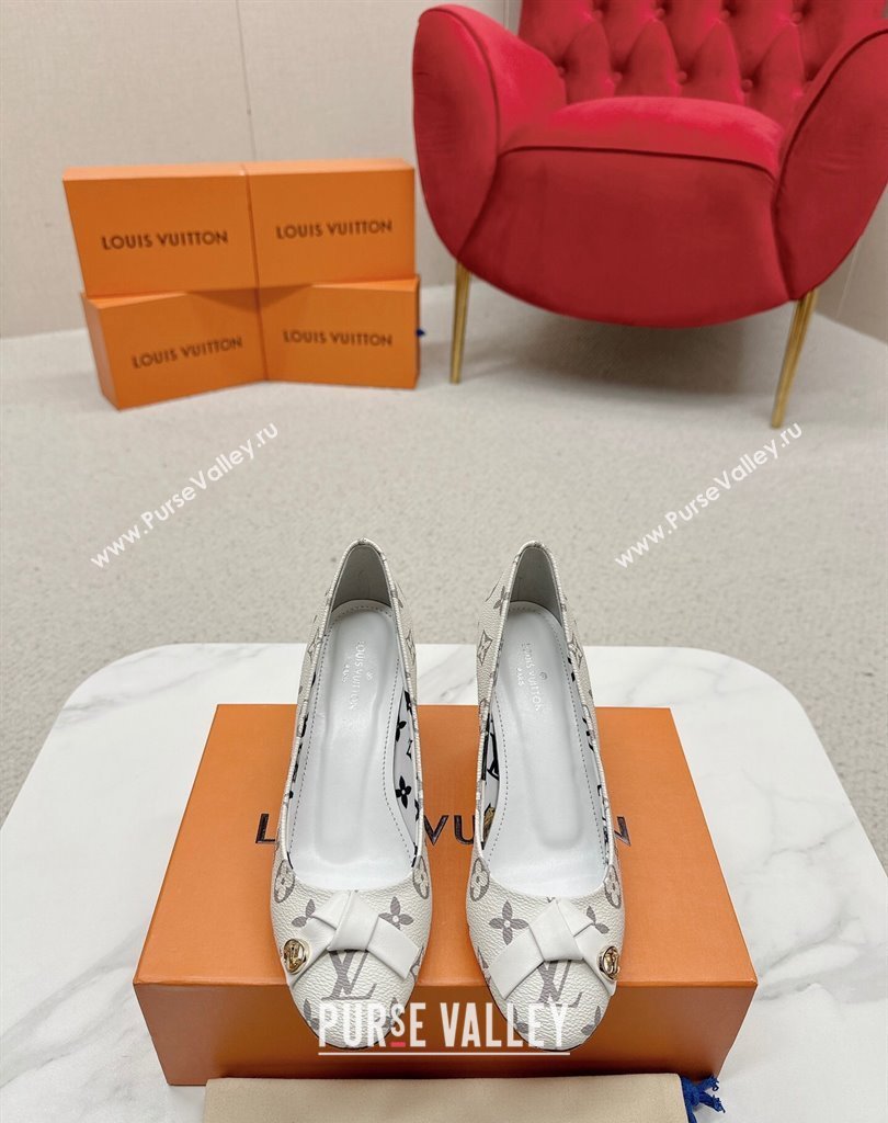 Louis Vuitton Stiletto Heel Pumps in Monogram Canvas White with Bow Knot (SS-23121413)
