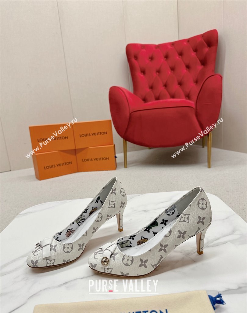 Louis Vuitton Stiletto Heel Pumps in Monogram Canvas White with Bow Knot (SS-23121413)
