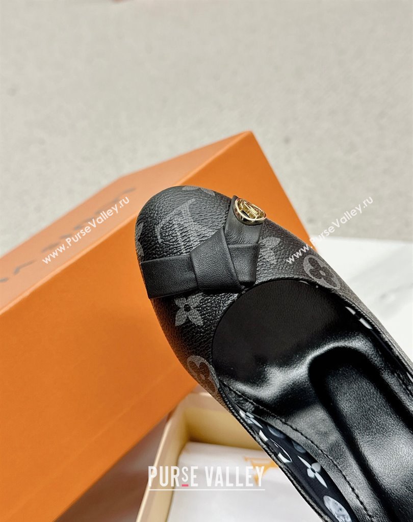 Louis Vuitton Stiletto Heel Pumps in Monogram Canvas Black with Bow Knot (SS-23121412)