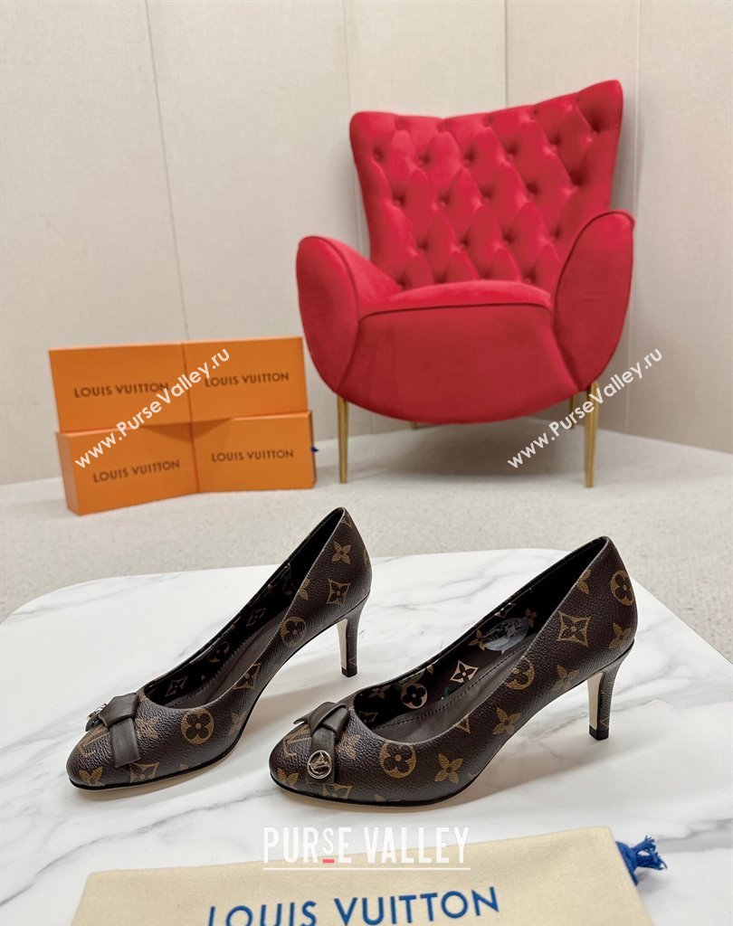 Louis Vuitton Stiletto Heel Pumps in Monogram Canvas Coffee with Bow Knot (SS-23121414)