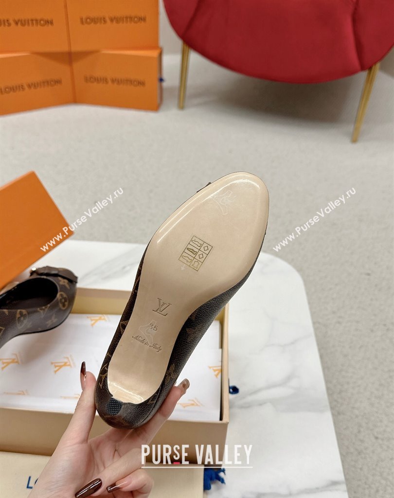 Louis Vuitton Stiletto Heel Pumps in Monogram Canvas Coffee with Bow Knot (SS-23121414)