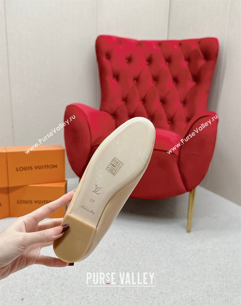 Louis Vuitton Patent Leather Madeleine Flat Ballerinas Nude with Crystal LV Circle (SS-23121473)