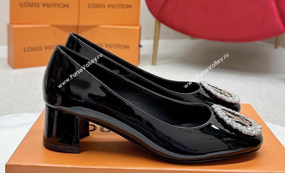 Louis Vuitton Patent Leather Madeleine Pumps Black with Crystal LV Circle (SS-23121463)