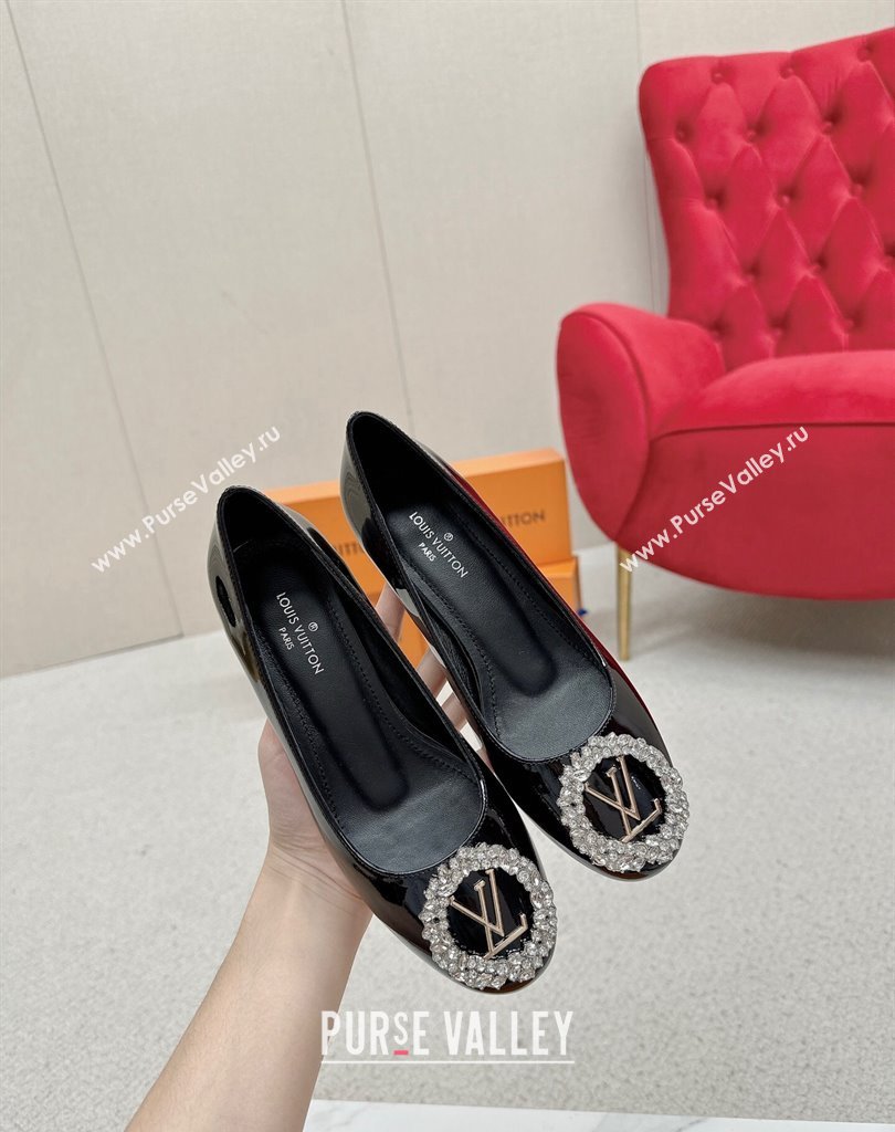 Louis Vuitton Patent Leather Madeleine Pumps Black with Crystal LV Circle (SS-23121463)