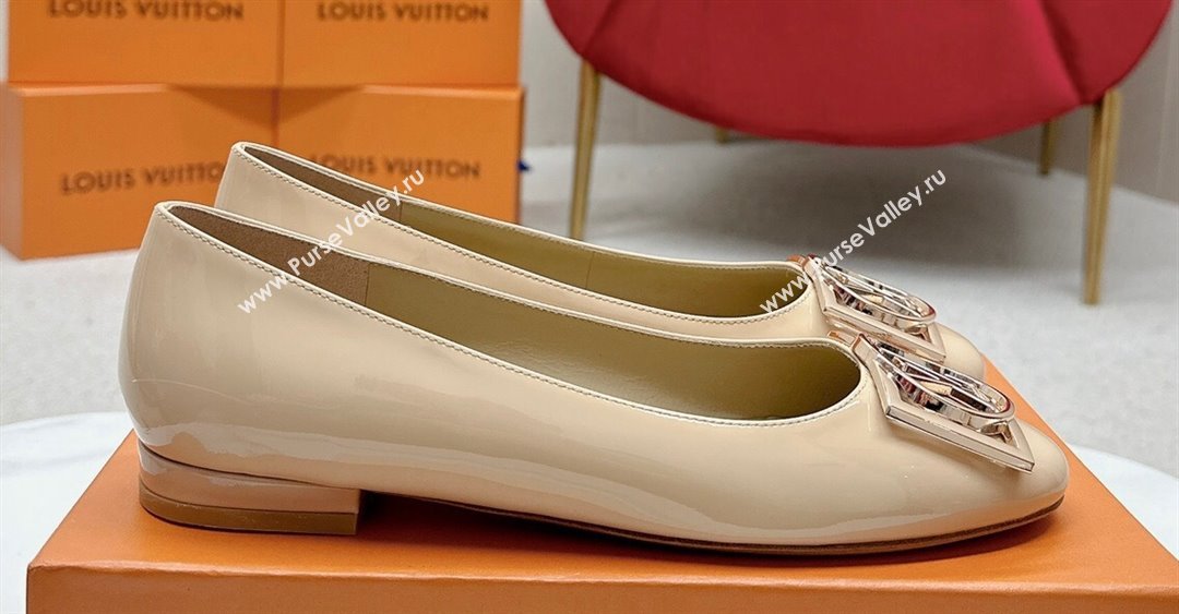 Louis Vuitton Patent Leather Madeleine Flat Ballerinas Nude with Dauphine LV Initials (SS-23121461)