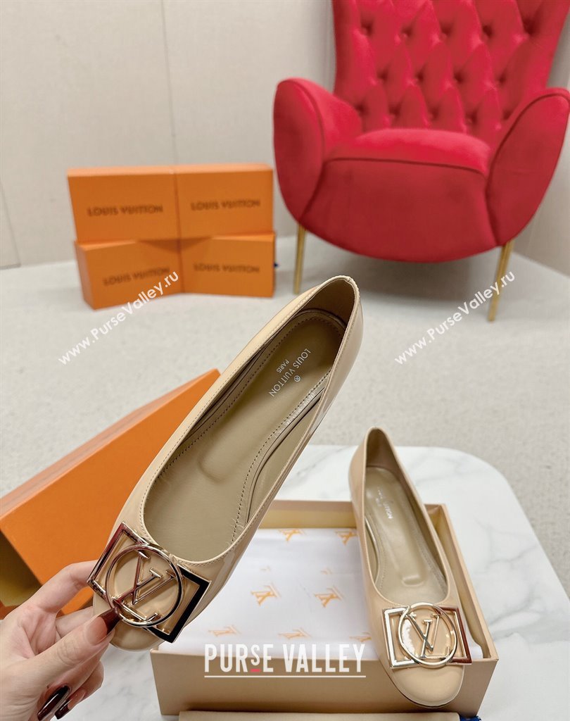 Louis Vuitton Patent Leather Madeleine Flat Ballerinas Nude with Dauphine LV Initials (SS-23121461)