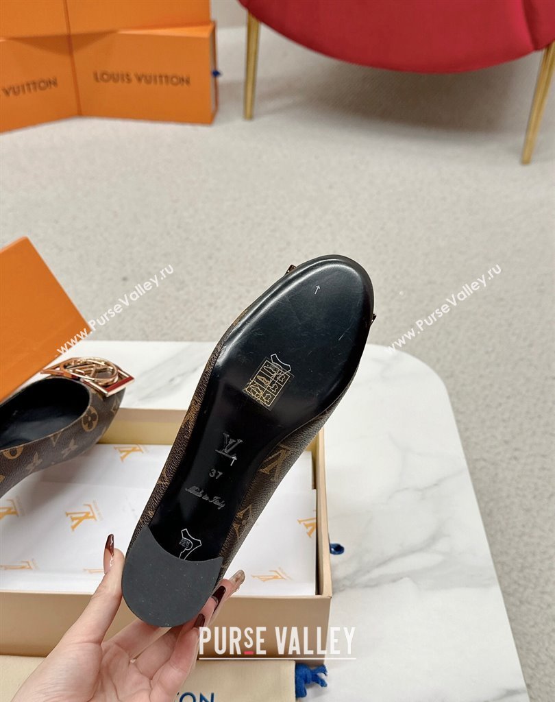 Louis Vuitton Monogram Canvas Madeleine Pumps Coffee with Dauphine LV Initials (SS-23121445)