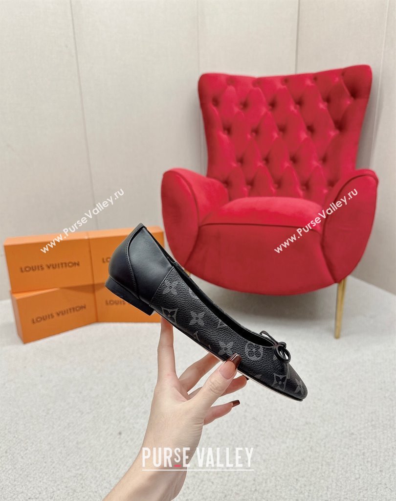 Louis Vuitton Monogram Canvas and Leather Flat Ballerinas with Bow Black (SS-23121435)