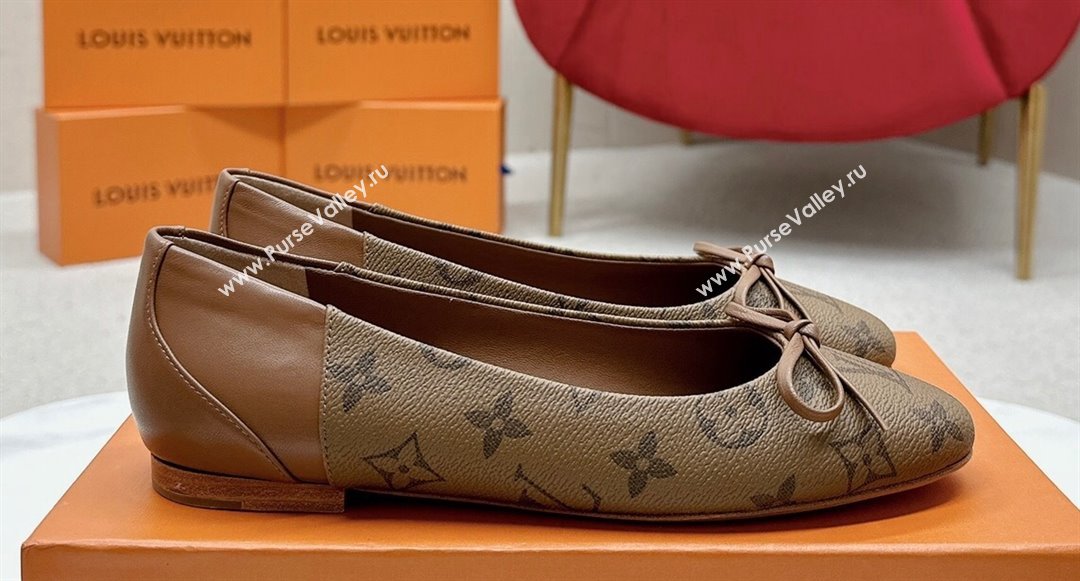 Louis Vuitton Monogram Canvas and Leather Flat Ballerinas with Bow Brown (SS-23121438)