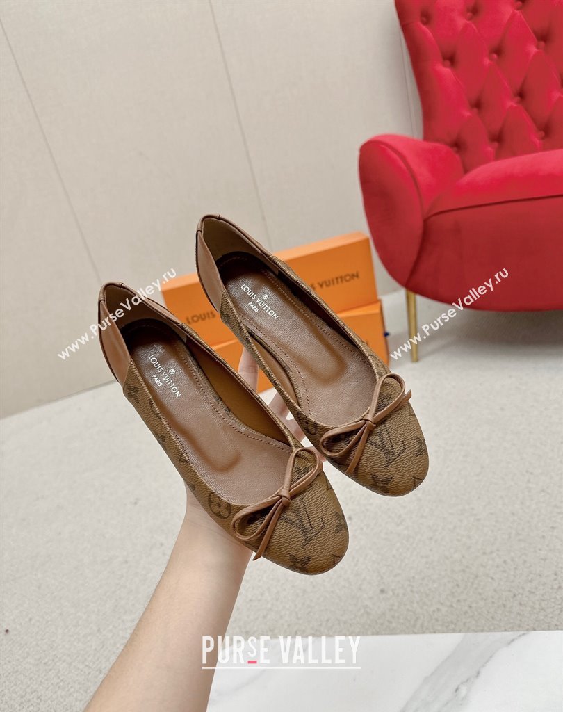 Louis Vuitton Monogram Canvas and Leather Flat Ballerinas with Bow Brown (SS-23121438)
