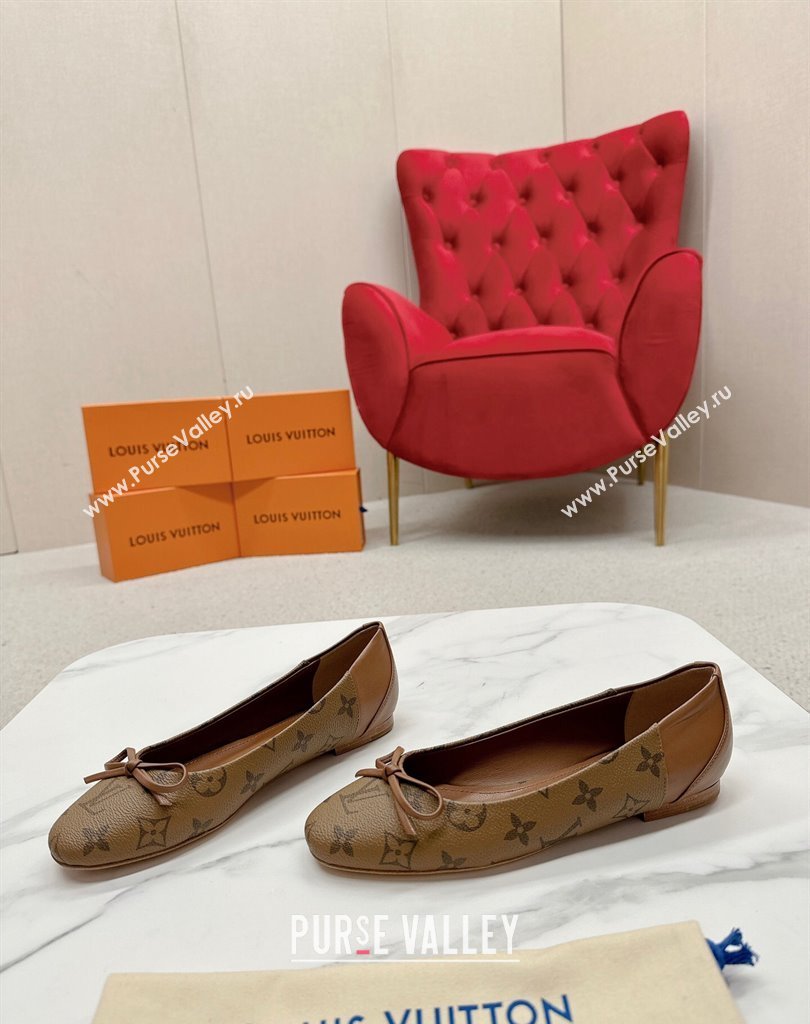 Louis Vuitton Monogram Canvas and Leather Flat Ballerinas with Bow Brown (SS-23121438)