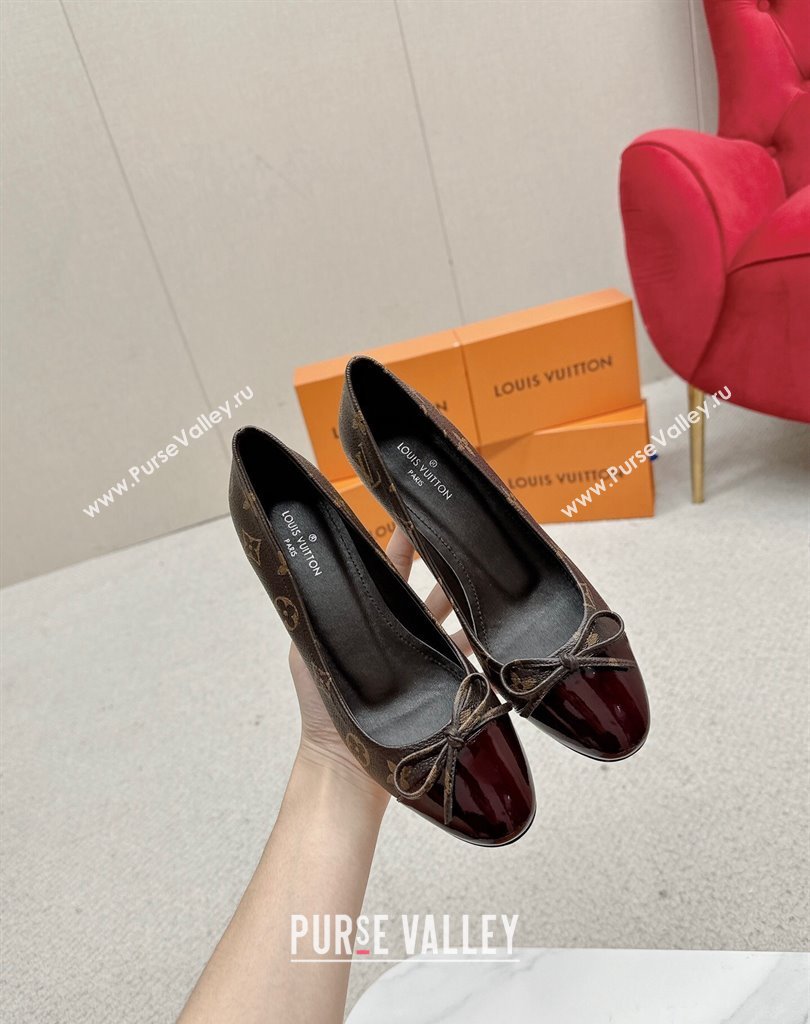 Louis Vuitton Monogram Canvas Coffee and Burgundy Patent Leather Stiletto Heel Pumps with Bow (SS-23121433)