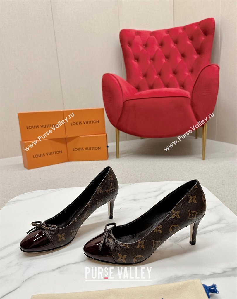Louis Vuitton Monogram Canvas Coffee and Burgundy Patent Leather Stiletto Heel Pumps with Bow (SS-23121433)