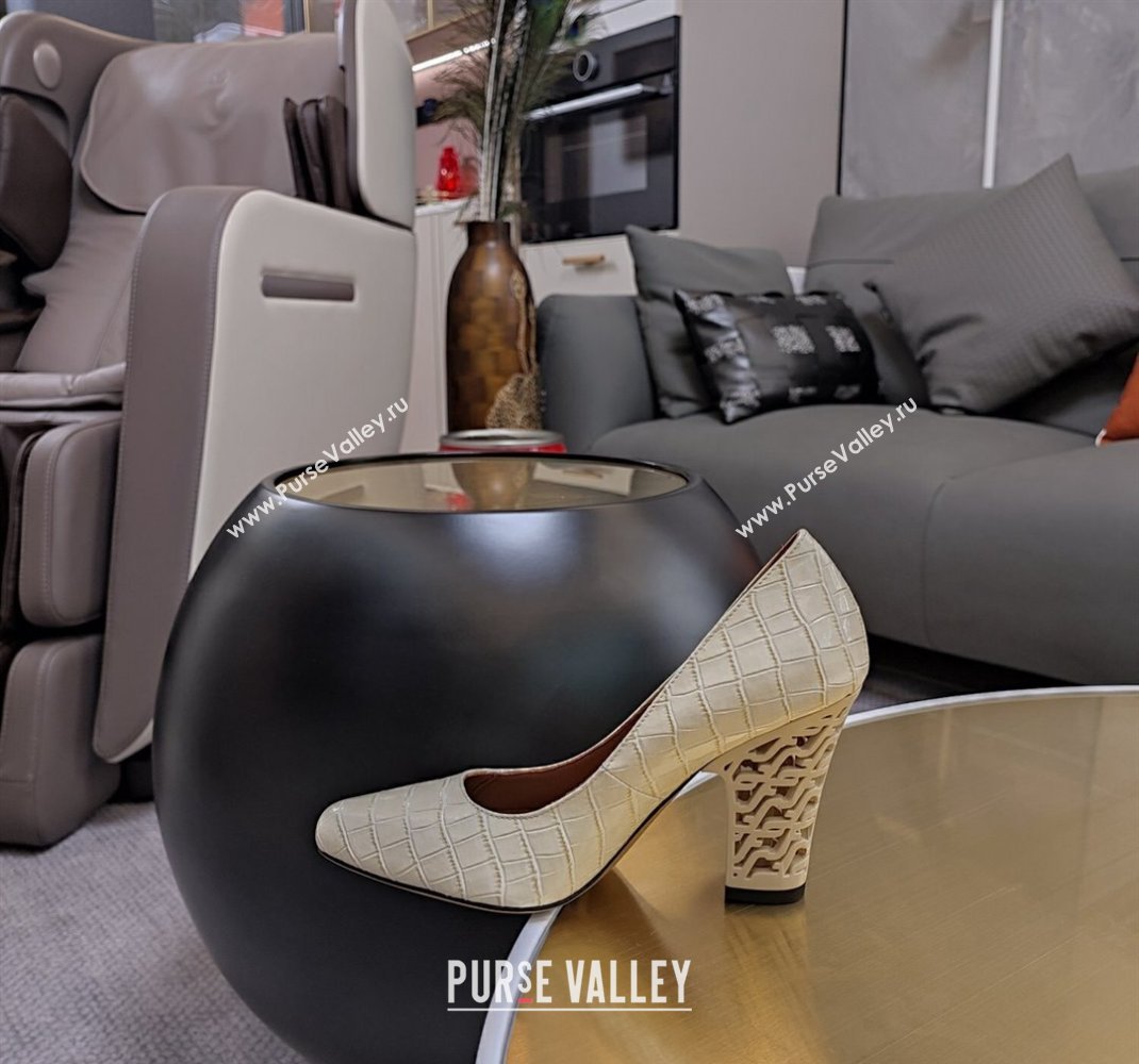 Fendi cut-out Heel 9cm Pumps in crocodile Print White 2024 (SS-23121322)