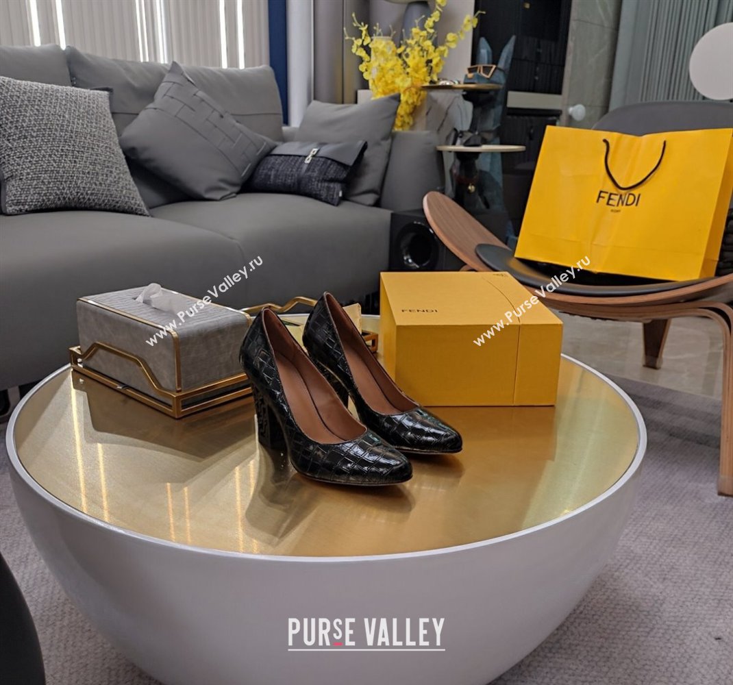 Fendi cut-out Heel 9cm Pumps in crocodile Print Black 2024 (SS-23121323)