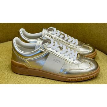 Valentino Upvillage Women/Men low top Sneakers in calfskin leather with band 01 2024 (kaola-23121321)