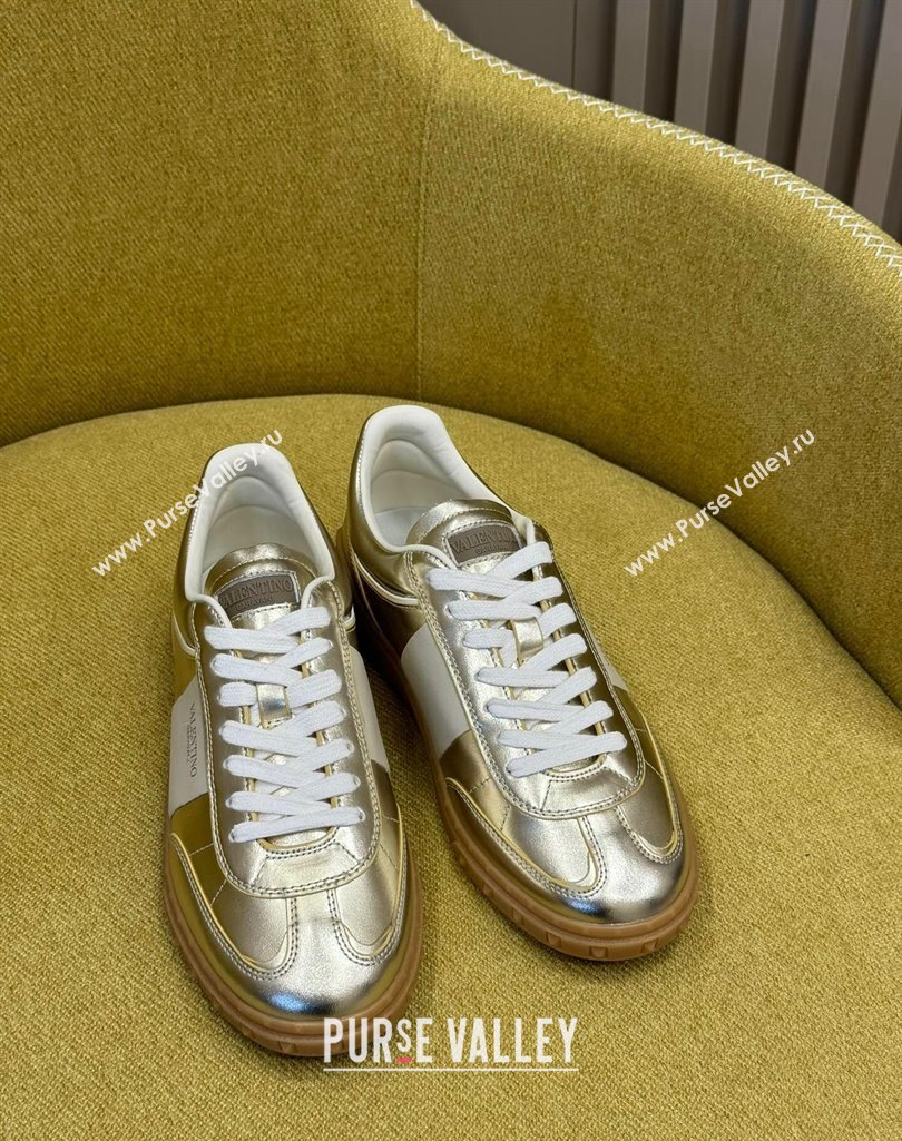 Valentino Upvillage Women/Men low top Sneakers in calfskin leather with band 01 2024 (kaola-23121321)