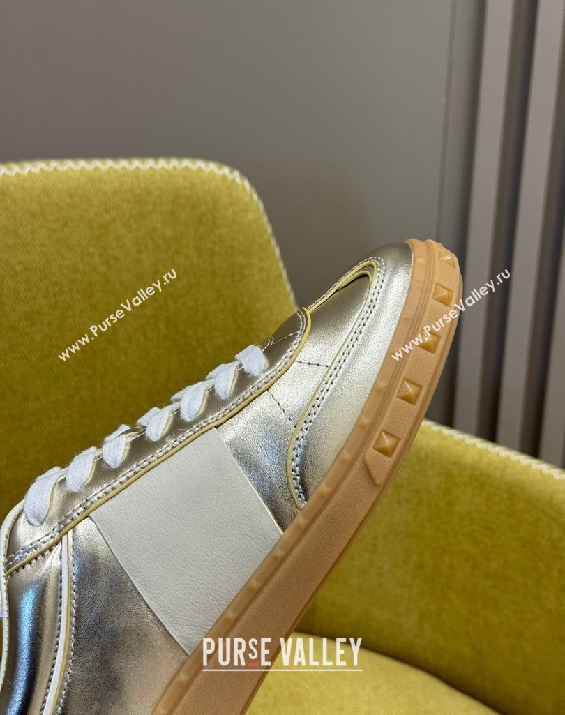 Valentino Upvillage Women/Men low top Sneakers in calfskin leather with band 01 2024 (kaola-23121321)