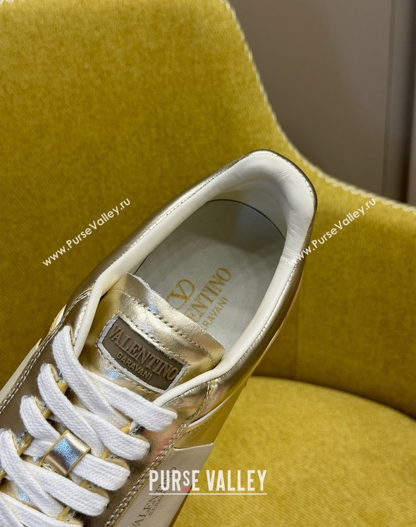 Valentino Upvillage Women/Men low top Sneakers in calfskin leather with band 01 2024 (kaola-23121321)