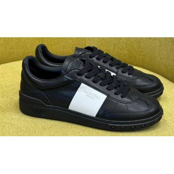 Valentino Upvillage Women/Men low top Sneakers in calfskin leather with band 04 2024 (kaola-23121324)