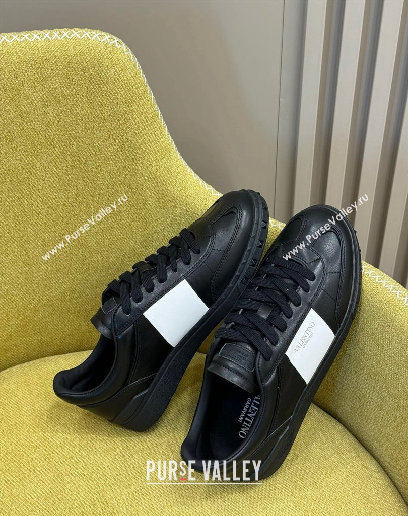 Valentino Upvillage Women/Men low top Sneakers in calfskin leather with band 04 2024 (kaola-23121324)