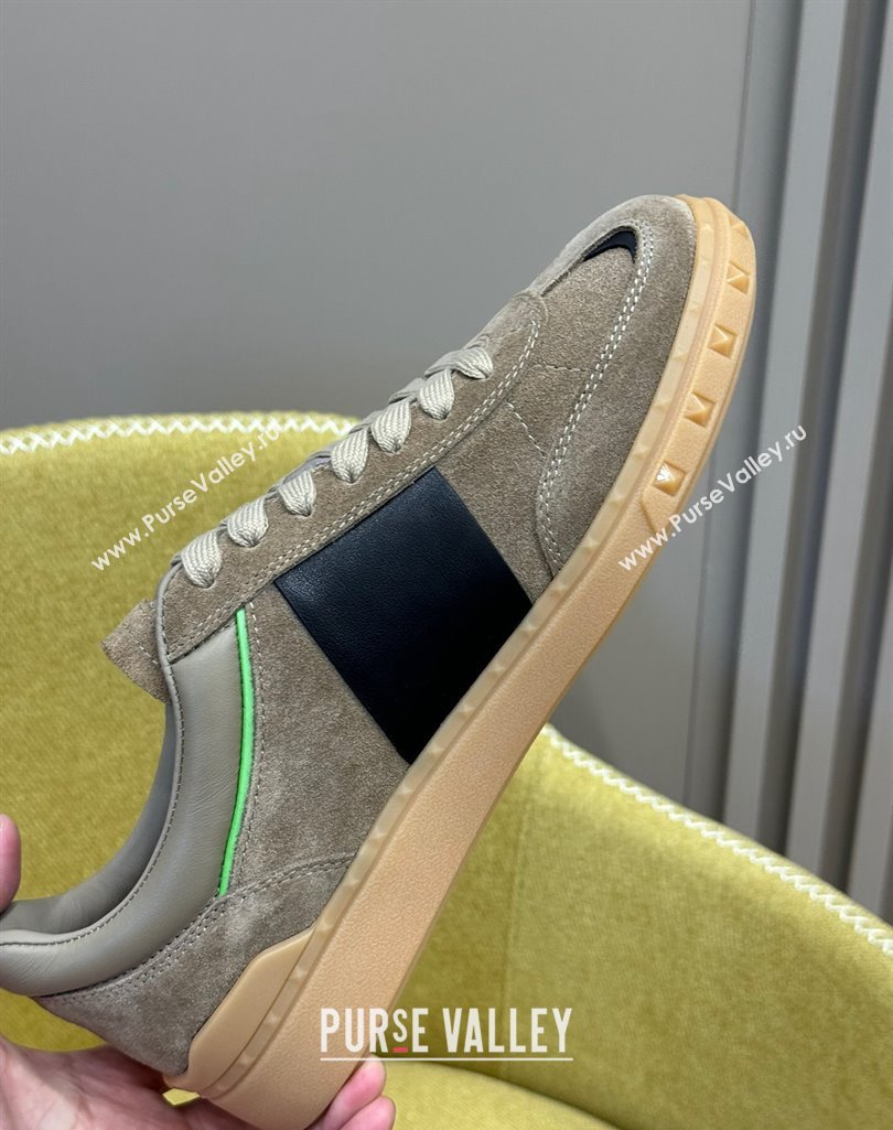 Valentino Upvillage Women/Men low top Sneakers in calfskin leather with band 09 2024 (kaola-23121329)