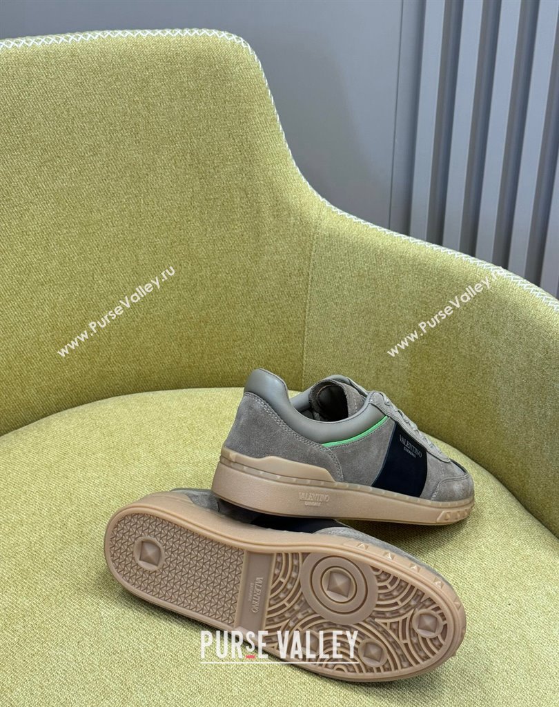 Valentino Upvillage Women/Men low top Sneakers in calfskin leather with band 09 2024 (kaola-23121329)