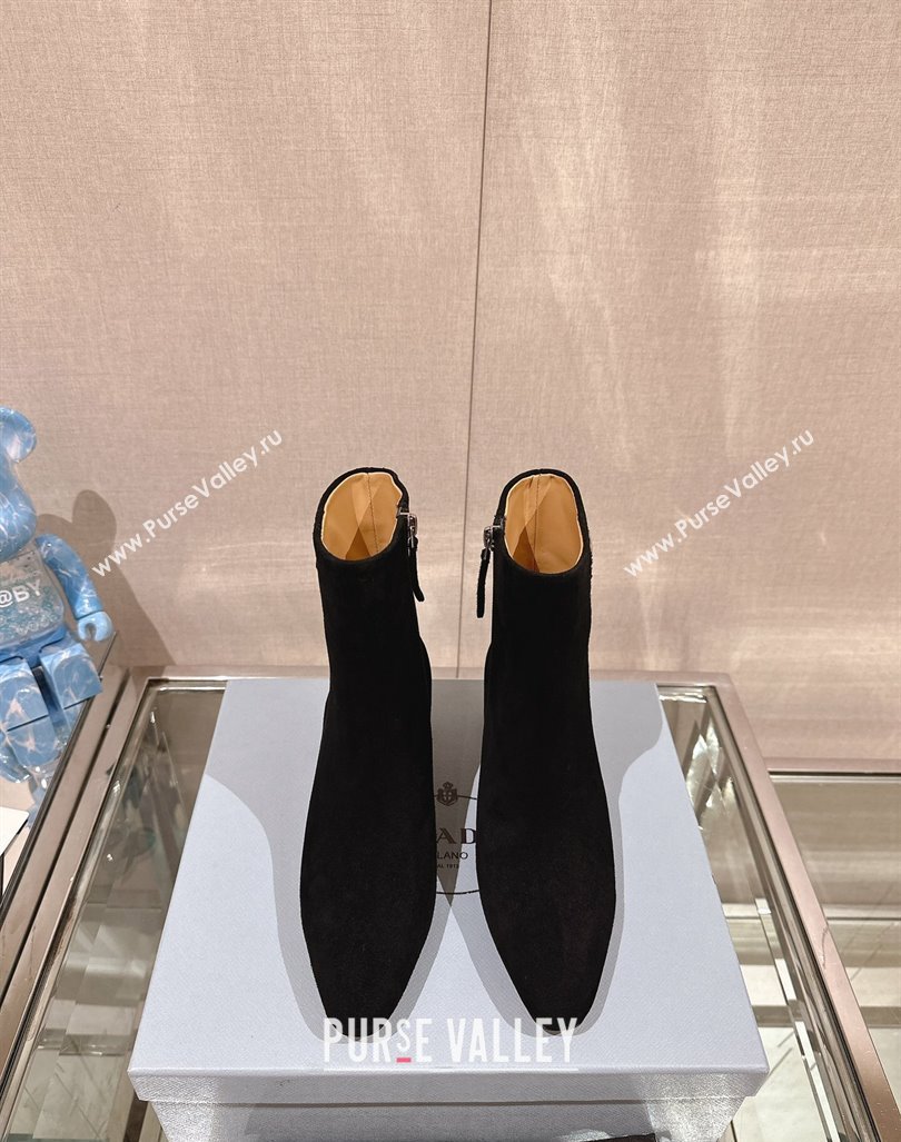 Prada Leather booties Suede Black with Enameled metal triangle logo 1T192N 2024 (siyate-23121905)