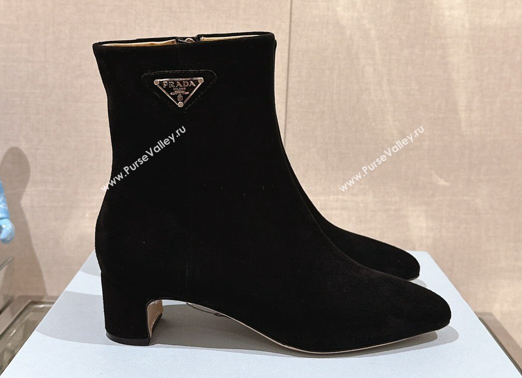 Prada Leather booties Suede Black with Enameled metal triangle logo 1T192N 2024 (siyate-23121905)