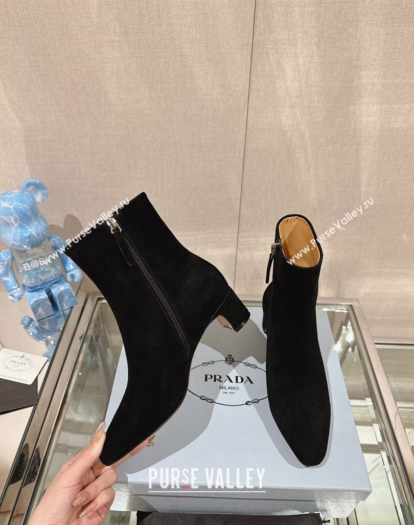 Prada Leather booties Suede Black with Enameled metal triangle logo 1T192N 2024 (siyate-23121905)