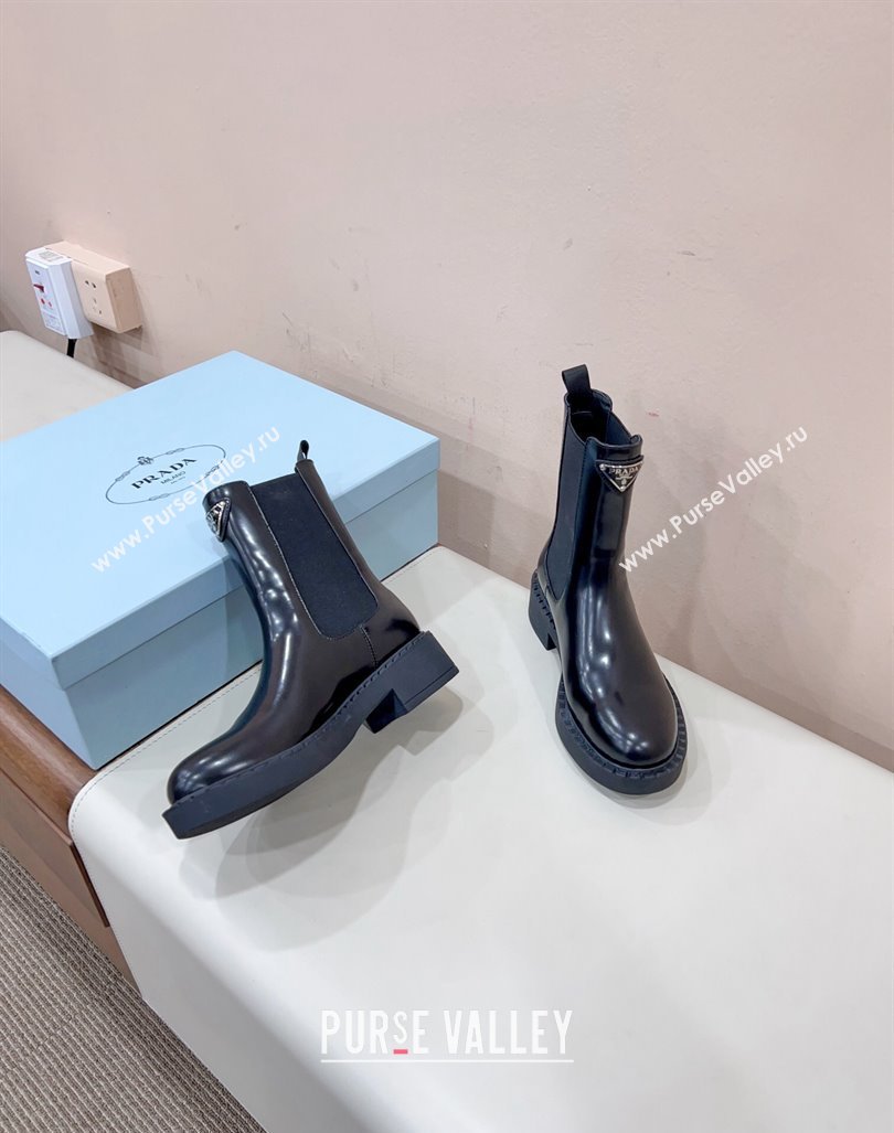 Prada Brushed leather booties Black with Enameled metal triangle logo 1U251N 2024 (siyate-23121913)