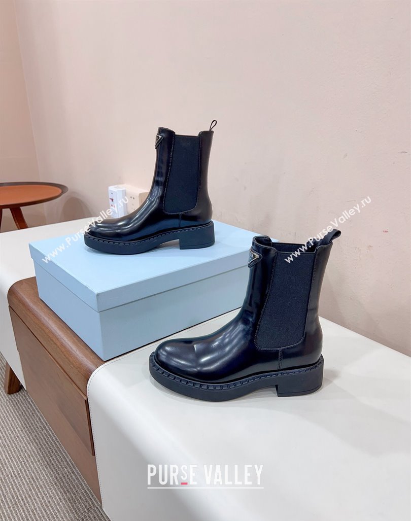 Prada Brushed leather booties Black with Enameled metal triangle logo 1U251N 2024 (siyate-23121913)