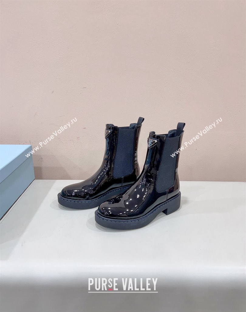 Prada Patent leather booties Black with Enameled metal triangle logo 1U251N 2024 (siyate-23121914)