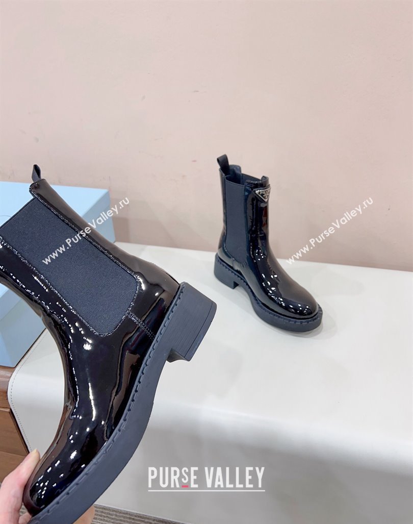 Prada Patent leather booties Black with Enameled metal triangle logo 1U251N 2024 (siyate-23121914)