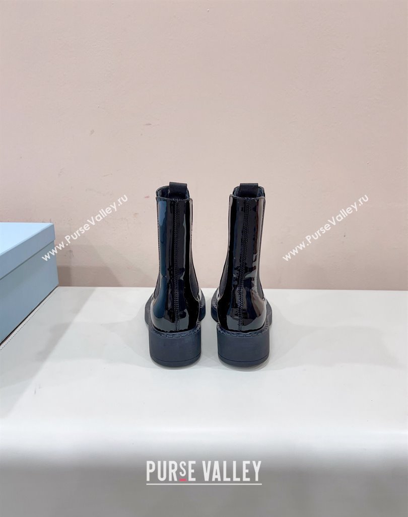 Prada Patent leather booties Black with Enameled metal triangle logo 1U251N 2024 (siyate-23121914)