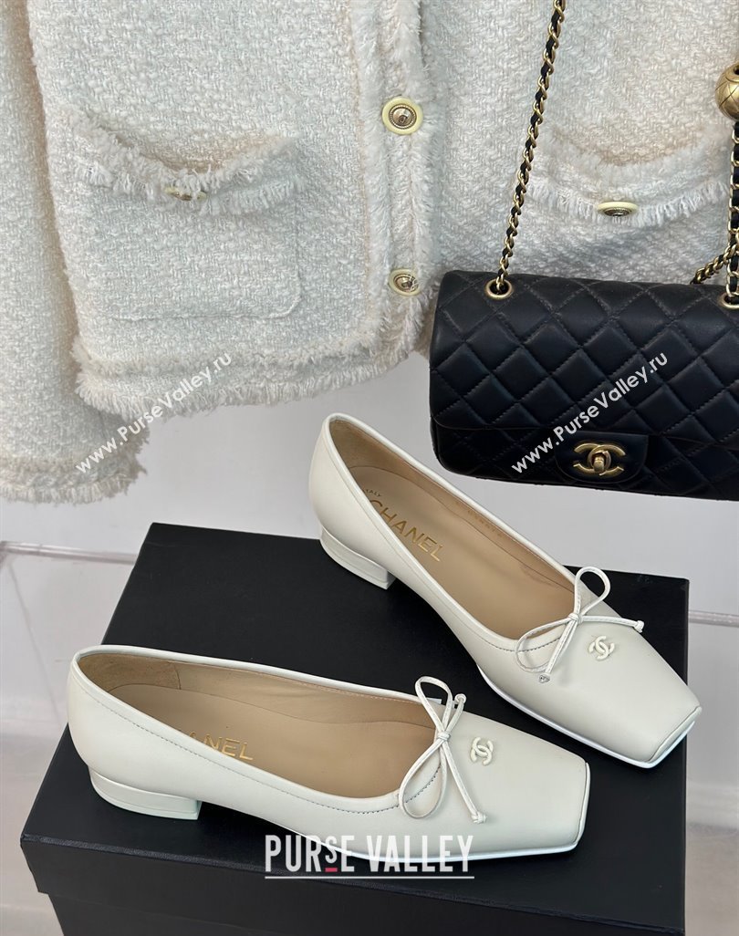 Chanel Vintage CC Logo and Bow Ballet Flats Leather White 2024 (modeng-23121516)