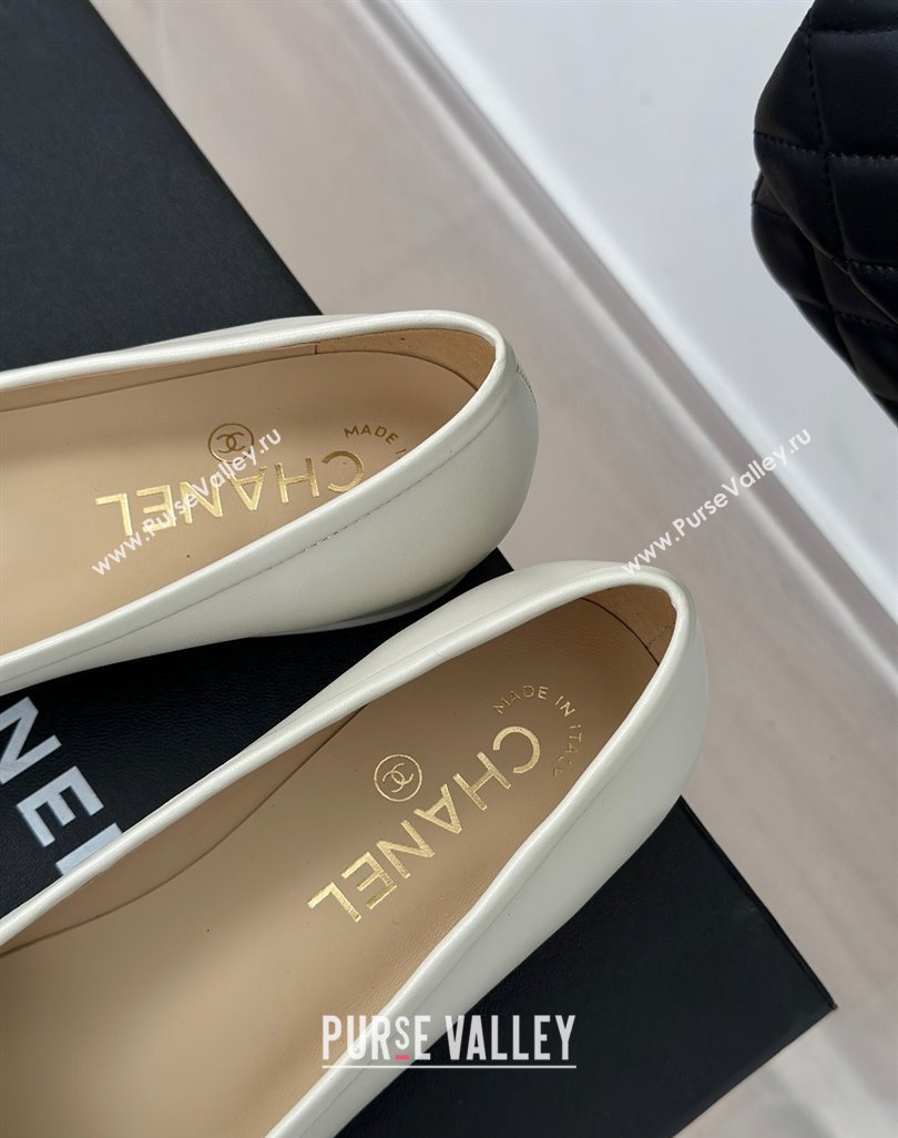 Chanel Vintage CC Logo and Bow Ballet Flats Leather White 2024 (modeng-23121516)