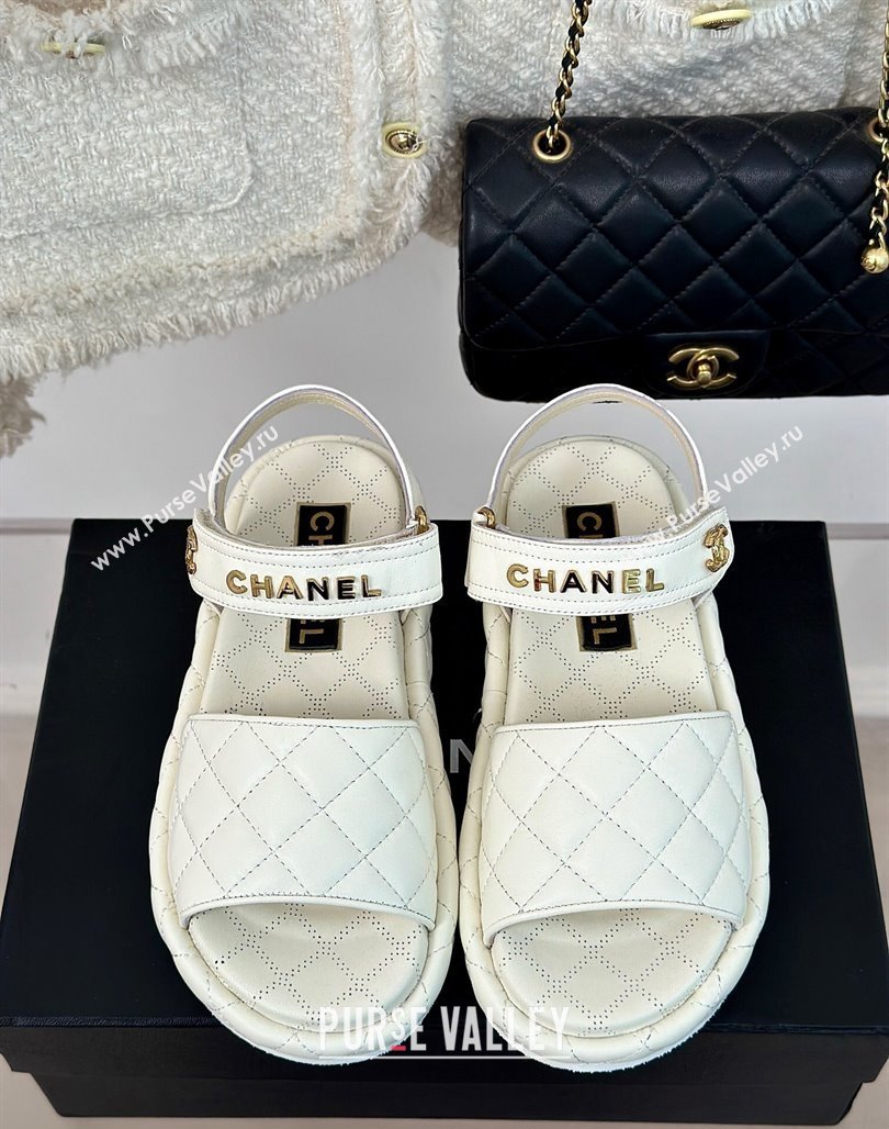Chanel Heel 4cm Logo and Quilting Lambskin Beach Sandals White 2024 (modeng-23121520)