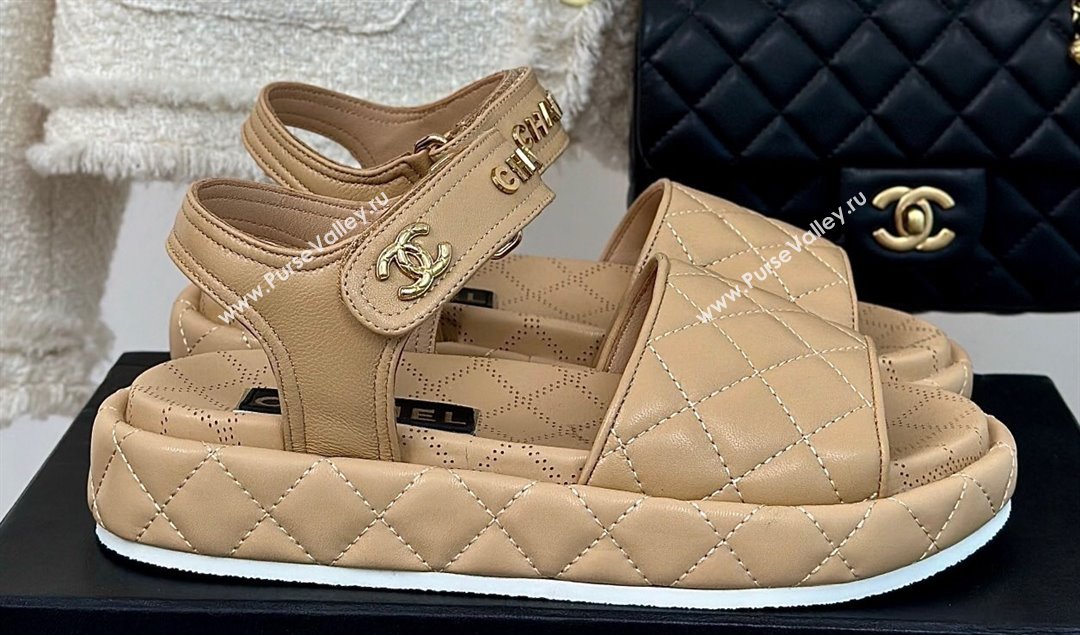 Chanel Heel 4cm Logo and Quilting Lambskin Beach Sandals Beige 2024 (modeng-23121521)