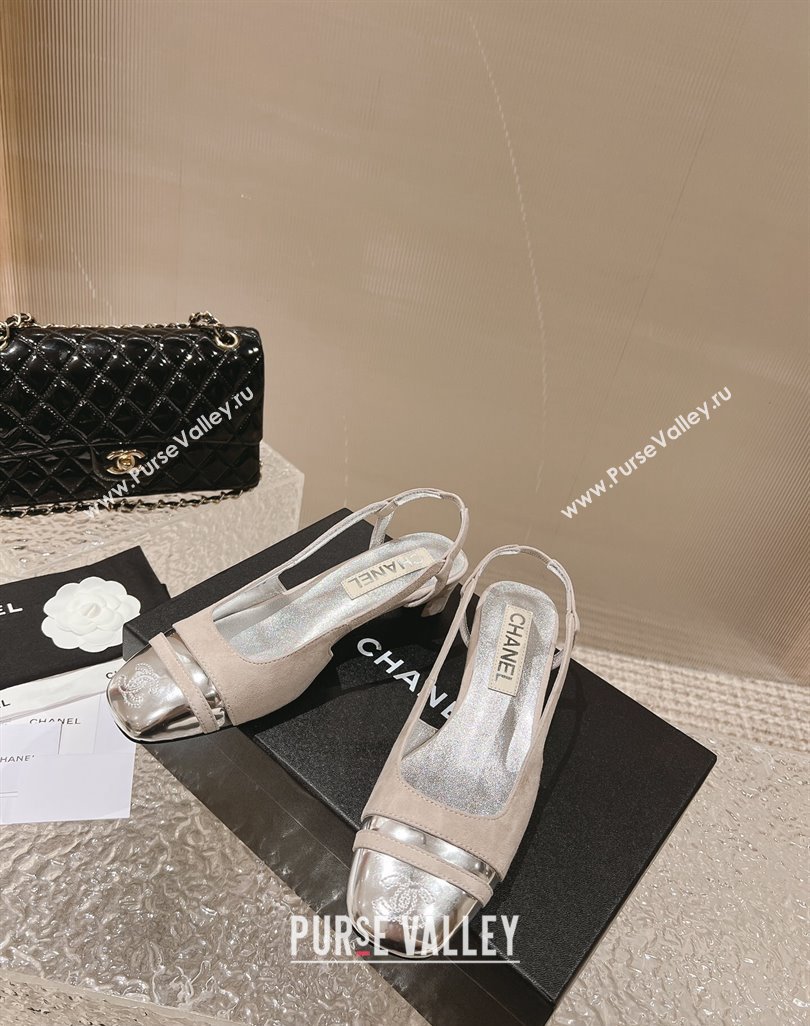 Chanel Heel 5cm CC Logo Gray Suede and Silver Leather Slingbacks 2024 (modeng-23121531)