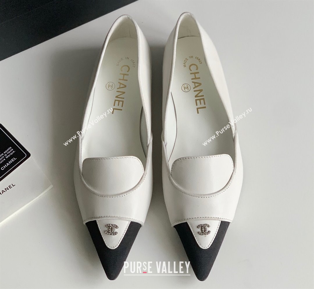 Chanel Crystal CC Logo Vintage Ballet Flats in Lambskin White 2024 (modeng-23121508)